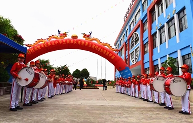 半岛卓立小学2016第五届校运会暨五周年